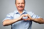 Hombre mayor con buena salud cardiovascular