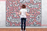 Mujer obsesionada con un laberinto