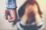 La violencia doméstica aumenta un 40% el riesgo de muerte en mujeres La violencia doméstica aumenta el riesgo de muerte en las mujeres