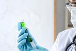 Científico investigando la vacuna para el coronavirus