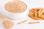 La EFSA evalúa positivamente el gusano de harina como alimento Imagen de un bol de harina y gusanos