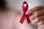 Lazo rojo de apoyo a pacientes con VIH