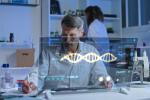Investigador científico trabajando con el genoma humano