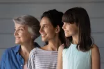 Variantes genéticas pueden predecir un futuro cáncer de mama y su letalidad Abuela, madre e hija