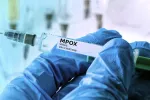 La OMS autoriza la primera vacuna contra la mpox para contenerla en África Vacunación contra el virus de la viruela símica