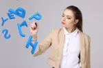 Asocian variantes genéticas de la dislexia a cambio en el cerebro Mujer joven trabaja con un conjunto de letras en el aire