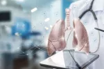 Imagen de los pulmones humanos en 3D sobre tablet que sujeta un médico Profesional sanitario examina una tableta que muestra los pulmones en 3D