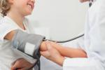 El riesgo de sufrir hipertensión aumenta en niños y adolescentes