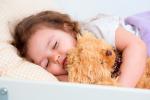 Dormir la siesta consolida la memoria en los niños