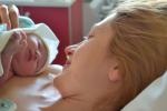 Mujer que ha tenido un bebé tras utilizar la epidural