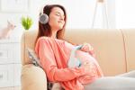 Musicoterapia para una mujer embarazada