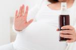 Asocian tomar refrescos en el embarazo con sobrepeso infantil