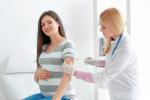 Vacunarse contra la gripe en el embarazo beneficia al futuro bebé