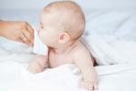 Bebé afectado con el virus respiratorio sincitial