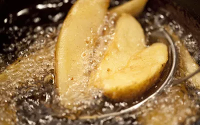 Acrilamida en los alimentos, riesgos para la salud Patatas fritas con acrilamida