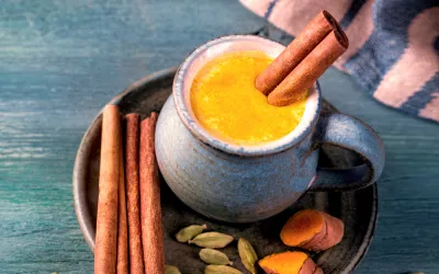 Golden milk, beneficios y cómo hacer leche dorada en casa Golden milk o leche dorada