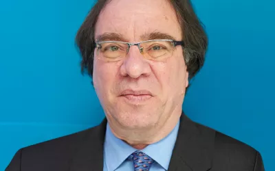 Dr. Amós García Rojas Dr. Amós García Rojas