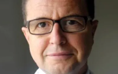 Dr. Agustín Albillos, experto en el tratamiento de la hepatitis