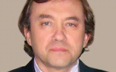 Emilio Blanco Tarrío Dr. Emilio Blanco Tarrío, Especialista en Medicina Familiar y Comunitaria