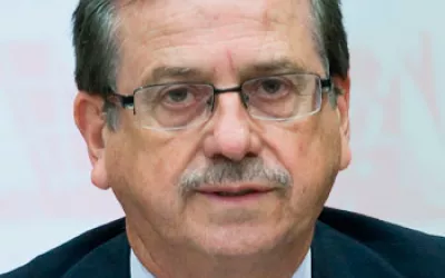 Dr. Manuel Arias Dr. Manuel Arias, experto en trasplantes