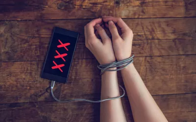 Adicción a la pornografía Adolescente adicta a la pornografía