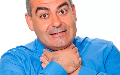 Atragantamiento Hombre atragantándose