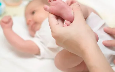 Cambiar el pañal al bebé