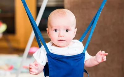 Bebé en un sistema de container baby