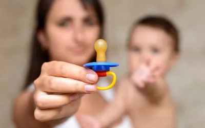 Cómo y cuándo quitar el chupete Cómo quitar el chupete al bebé
