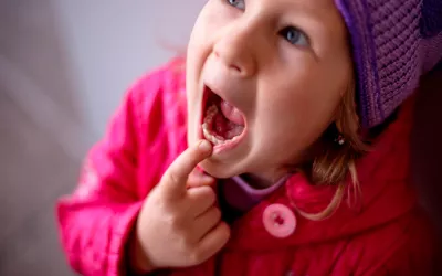 Cuerpos extraños en la boca de un niño