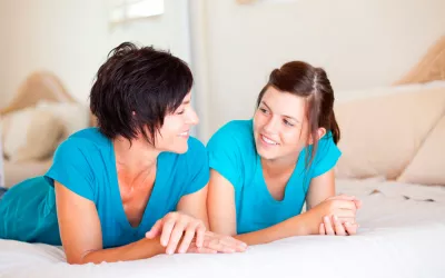 Test ¿te comunicas bien con tus hijos? Madre comunicándose bien con su hija