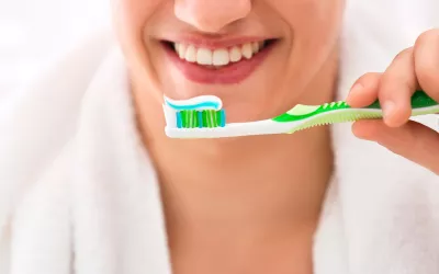 Cómo cepillarse los dientes
