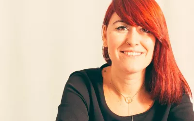 Entrevista a Elena Crespi, autora de ‘Habla con ellos de sexualidad' Entrevista a Elena Crespi