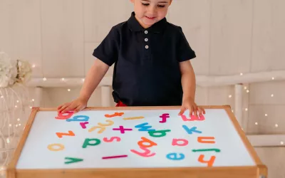Mesa de luz, herramienta lúdica y recurso educativo Mesa de luz
