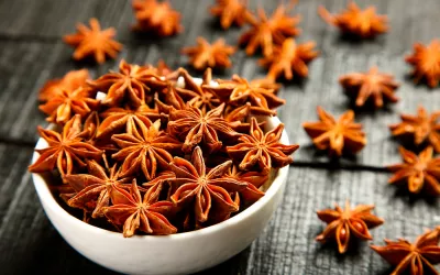 Alivio natural para los gases y el mal aliento Anís estrellado