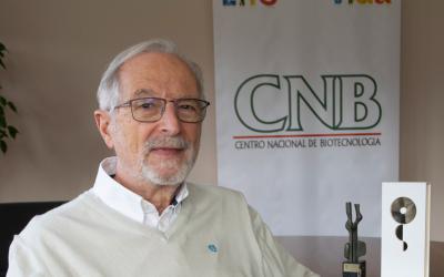 Virólogo del CSIC, desarrollador de un prototipo de vacuna española contra el coronvirus