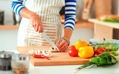 Necesidades nutricionales en la edad adulta Pautas alimentarias para mayores de 40 años