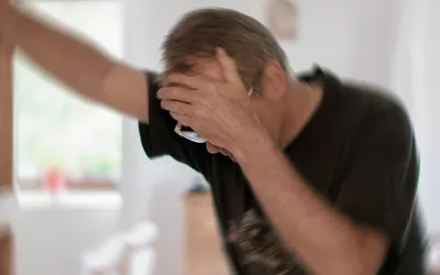 Mareos al levantarse: a qué se deben y cómo evitarlos Mareos al levantarse