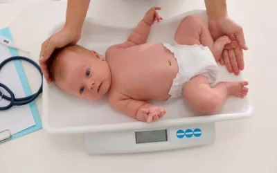 Mi bebé no coge peso: signos de alarma y soluciones Peso del bebé