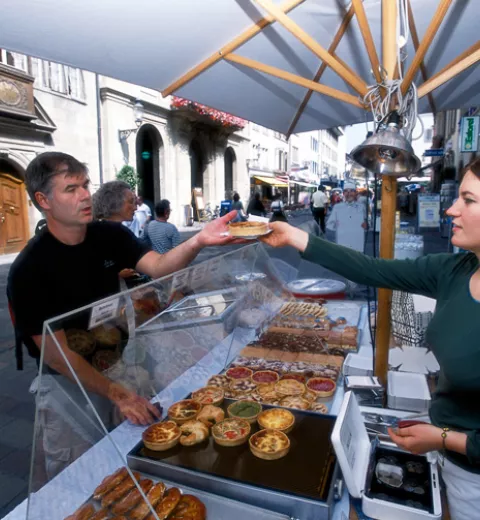 Un alto en el camino para disfrutar los variados platos y postres que deleitan paladares en Zúrich. @ ST/SwissImage.