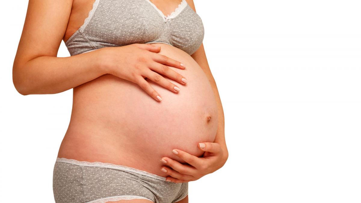 Abultar pegar milagro Ropa interior durante el embarazo: qué usar y cómo elegirla