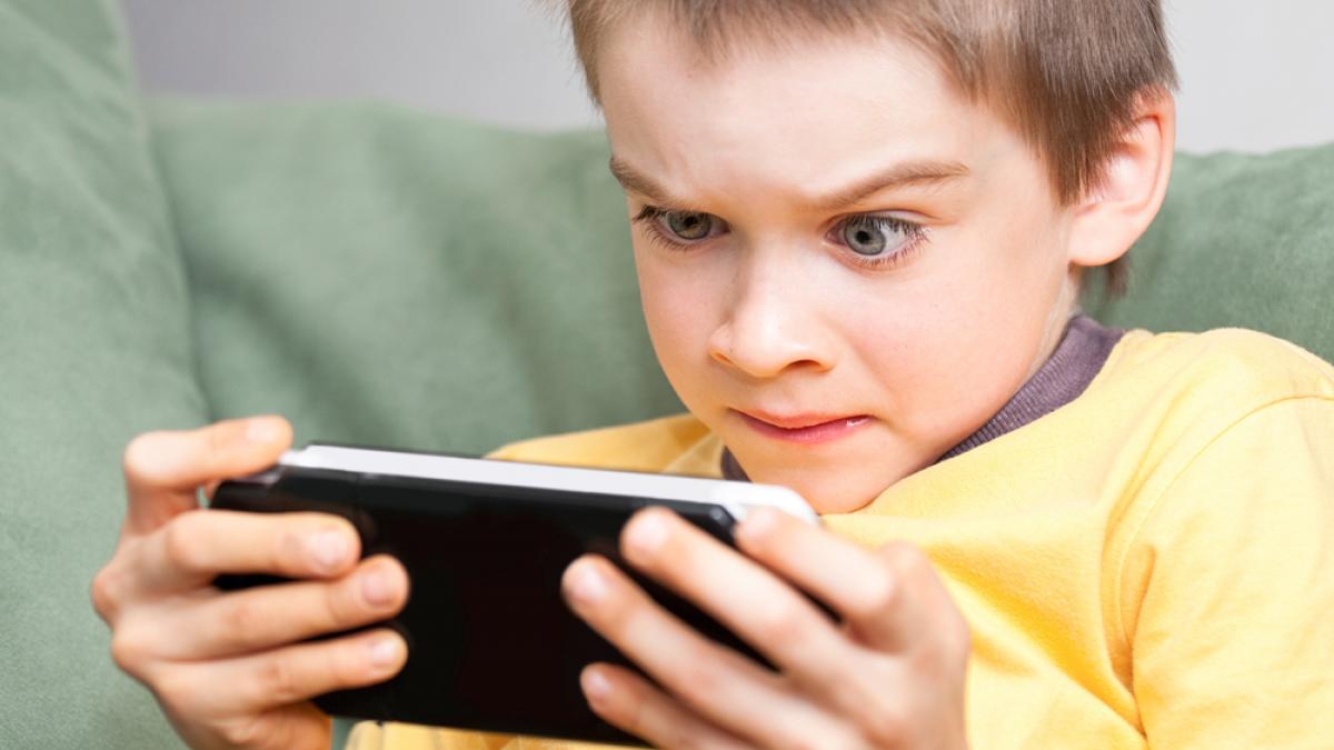 7 ventajas y 7 desventajas del uso de smartphone en los niños