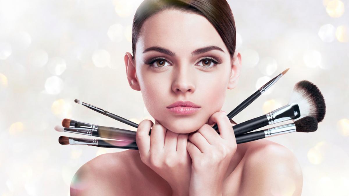 Limpiar las brochas de maquillaje evita infecciones en la piel