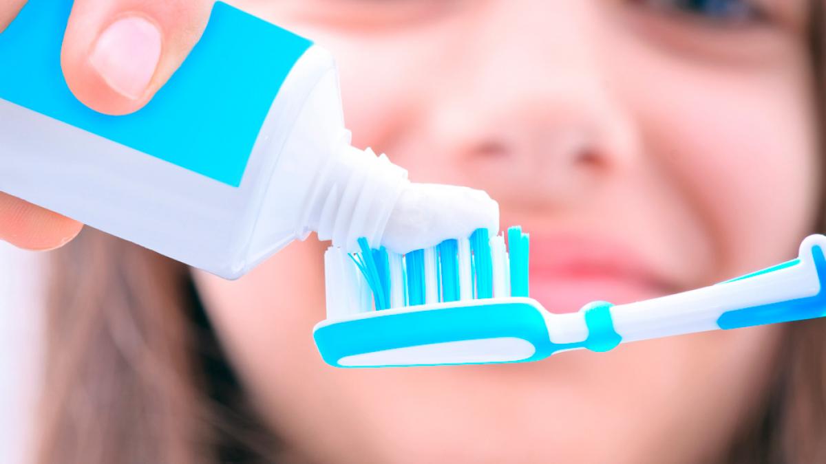 Mierda diente Nublado Cómo cepillarse los dientes: las mejores técnicas