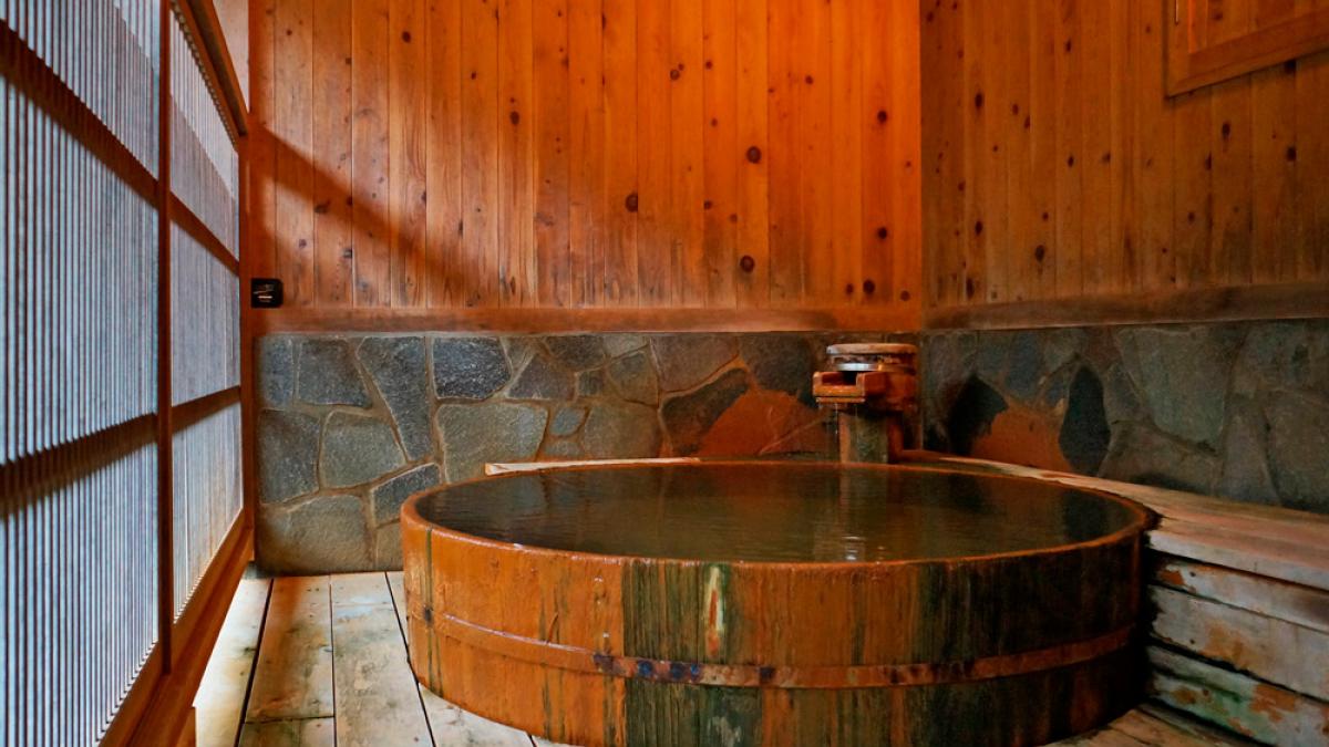 Ofuro, cómo es el ritual del baño japonés